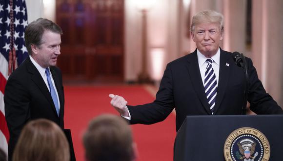 Donald Trump celebró la investidura de Brett Kavanaugh en la Casa Blanca. (Foto: EFE)