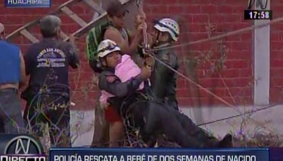 Huaico: Policía rescató a recién nacido y la entregó a su madre en Huachipa. (Canal N)