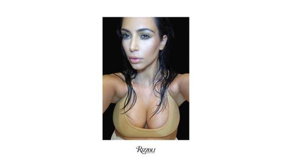 Selfish reune los mejores selfies de Kim Kardashian. (Facebook Kim Kardashian)