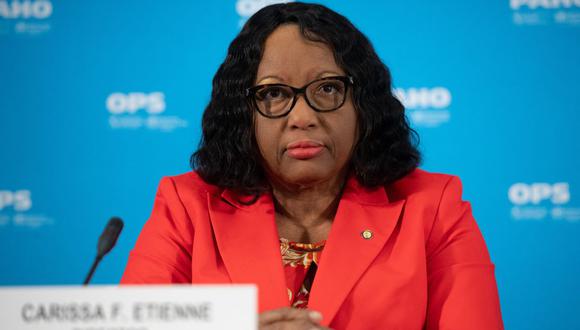 Carissa Etienne, directora de la Organización Panamericana de la Salud (OPS) y directora regional de la Organización Mundial de la Salud (OMS) para las Américas, habla sobre el coronavirus durante una conferencia de prensa en Washington, DC, el 6 de marzo de 2020. (SAUL LOEB / AFP).