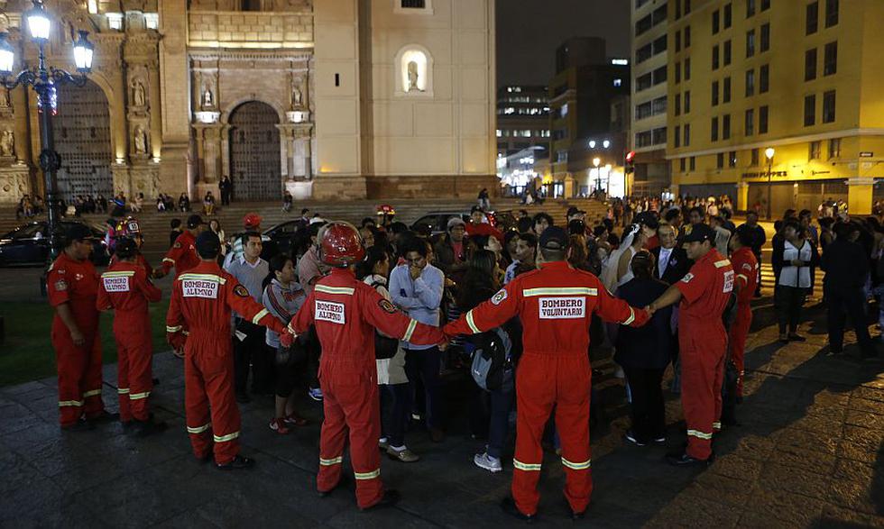 Así participaron los peruanos en simulacro nocturno de sismo y tsunami. (Roberto Cáceres)