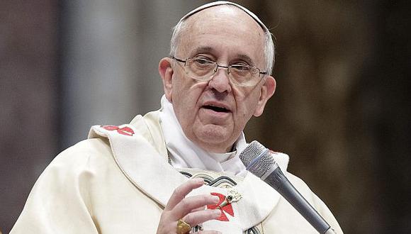 Papa Francisco dice también que Internet puede aislarnos de la gente. (EFE)