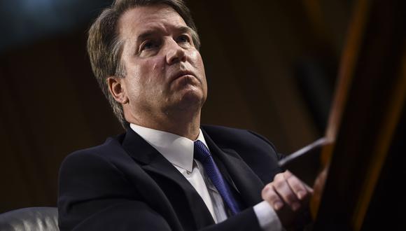 El presidente del Comité Judicial del Senado afirmó que las declaraciones falsas de la mujer sobre Kavanaugh son "potencialmente ilegales". (Foto: AFP)