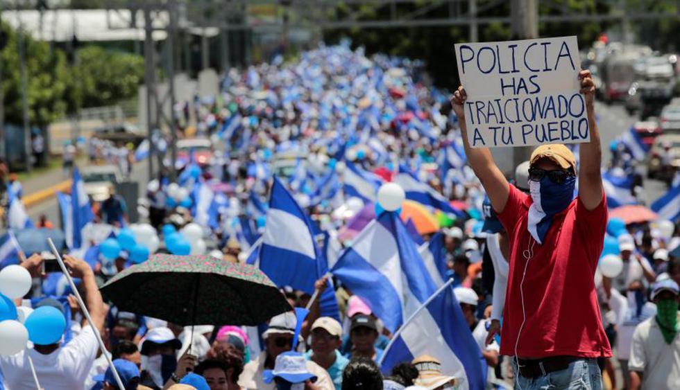 Masiva protesta pide salida del presidente Daniel Ortega y la liberación de presos políticos en Nicaragua | Foto: Reuters