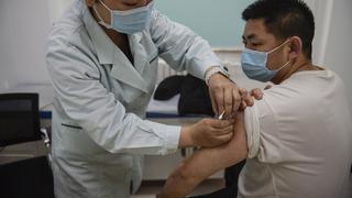 Coronavirus: China vacuna a miles de personas al día ante festividades del Año Nuevo lunar [FOTOS]