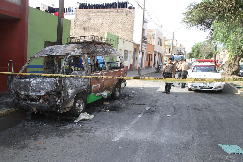 Las bandas se disputan el cobro de cupos a transportistas en La Esperanza. Si estos se niegan a pagar cupos, les balean o queman sus unidades.
