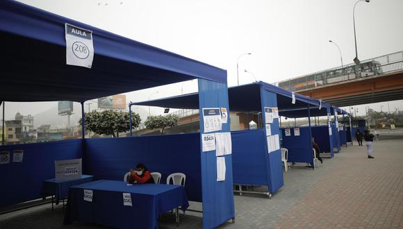 Se inició la jornada electoral en Perú a las siete de la mañana en el país; sin embargo, en Lima y Callao se reportan cifra menor de instalación de mesas de sufragio. (Foto: Joel Alonzo/ @photo.gec)