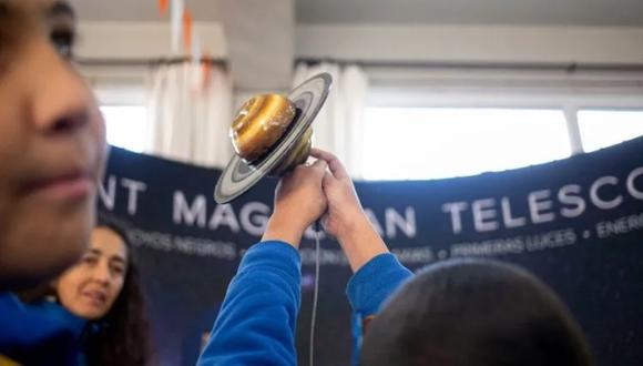 La experiencia de tocar y escuchar un eclipse solar fue posible gracias al trabajo conjunto de la NASA la Universidad de Edinboro, el Telescopio Gigante de Magallanes y la Universidad Diego Portales de Chile. (Foto: AP)