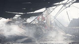 Más de 3 mil sillas de ruedas terminaron calcinadas tras incendio en almacén del Ministerio de la Mujer [Fotos]