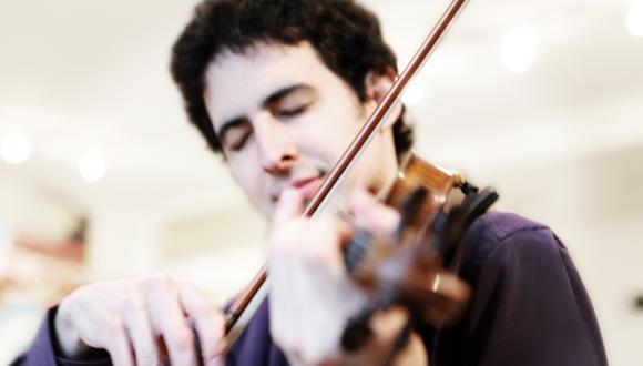 Itamar Zorman tocará mañana junto con la prestigiosa Orquesta Sinfónica de Jerusalén (Jamie Jung).
