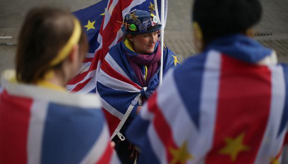 Cada vez queda menos tiempo para lograr un acuerdo con el Brexit. (Foto: AFP)