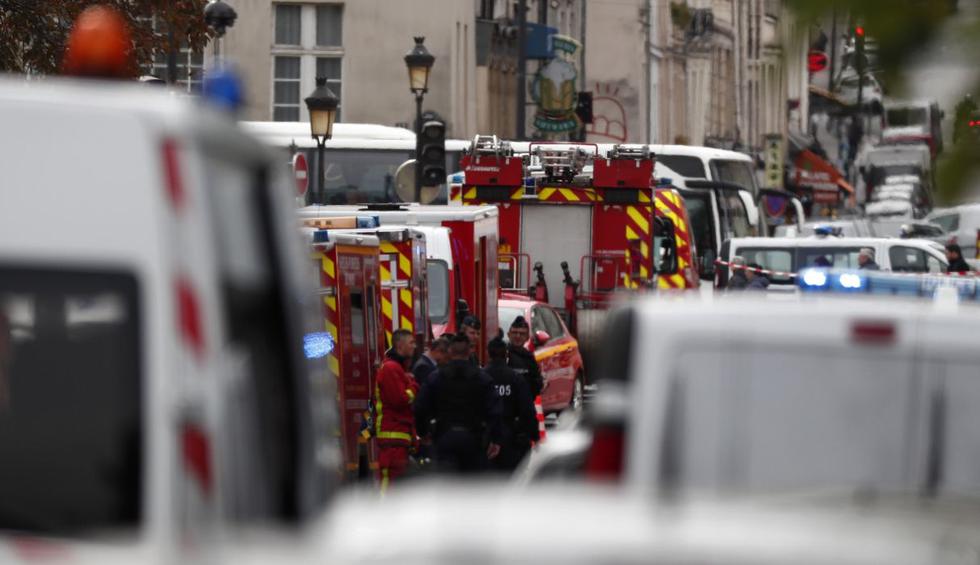Francia: Hombre ataca con un cuchillo a varios policías en París. (Foto: EFE)