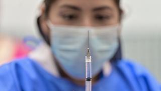 EE.UU.: Juez Supremo cree que la vacuna contra el COVID-19 usa células de “niños abortados”