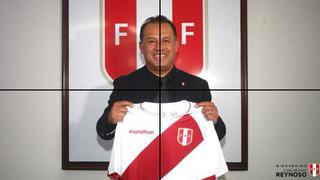 Selección peruana: Juan Reynoso protagoniza postal oficial con la camiseta de la Blanquirroja [FOTO]
