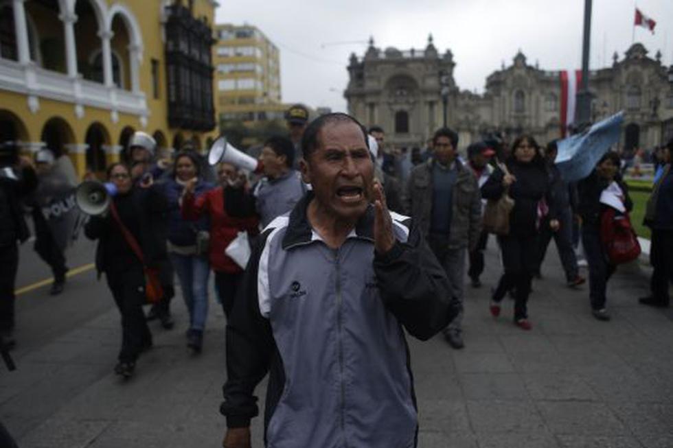 Se registró un enfrentamiento entre la PNP y profesores del Sute. (Luis Centurión/Perú21)