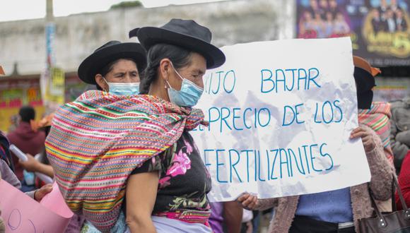 Agricultors exigen que bajen los precios de lo fertilizantes. Foto: Adrian Zorrilla | @photo.gec