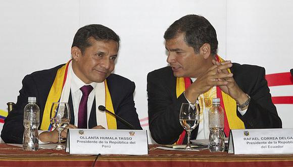 Humala pareció sentirse muy cómodo con las ataques de Correa a la prensa. (Reuters)