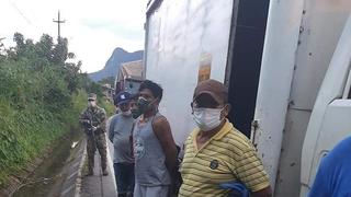 Coronavirus en Perú: Detienen a policía que transportaba a una familia oculta en una miniván, en Huánuco| FOTOS