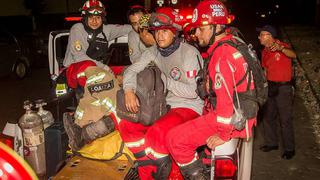 Ecuador: Bomberos del Perú continúan con labores de rescate de víctimas de terremoto [Fotos]
