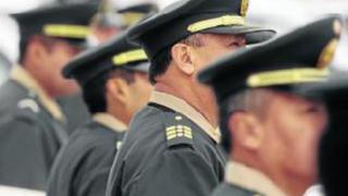 Oficiales retirados de las Fuerzas Armadas se suman a cargamontón contra el Ministerio del Interior