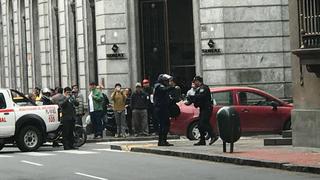 Falsa alarma de bomba genera pánico en el Cercado de Lima [FOTOS Y VIDEO]