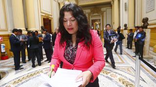 Yesenia Ponce: Directora afirma que documentos presentados por fujimorista no son de su UGEL