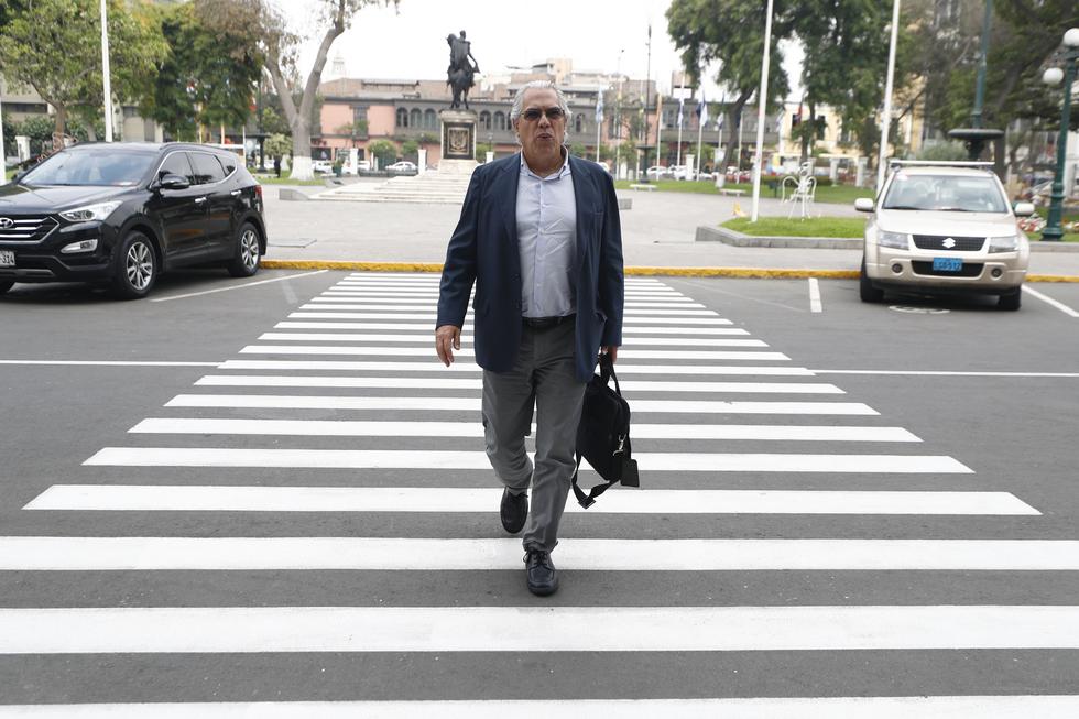 “Yo no veo qué tiene que ver Pablo Sánchez con esto que se le ha acusado constitucionalmente (…) No hay mérito para esa investigación”, dijo Gino Costa. (GEC)
