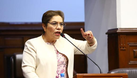 Luz Salgado criticó que el jefe del Estado haya anunciado un proyecto de reforma constitucional y no lo haya presentado. (Foto: Congreso)