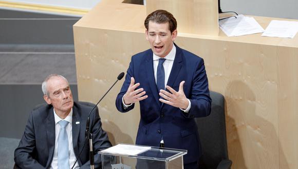 Sebastian Kurz fue destituido este martes de forma oficial por el presidente federal de Austria, Alexander Van der Bellen. (Foto: EFE)