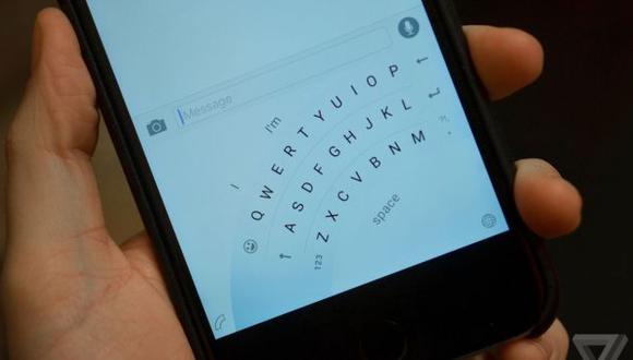 Ahora sí podrás escribir en tu iPhone con una sola mano. (arstechnica.com)