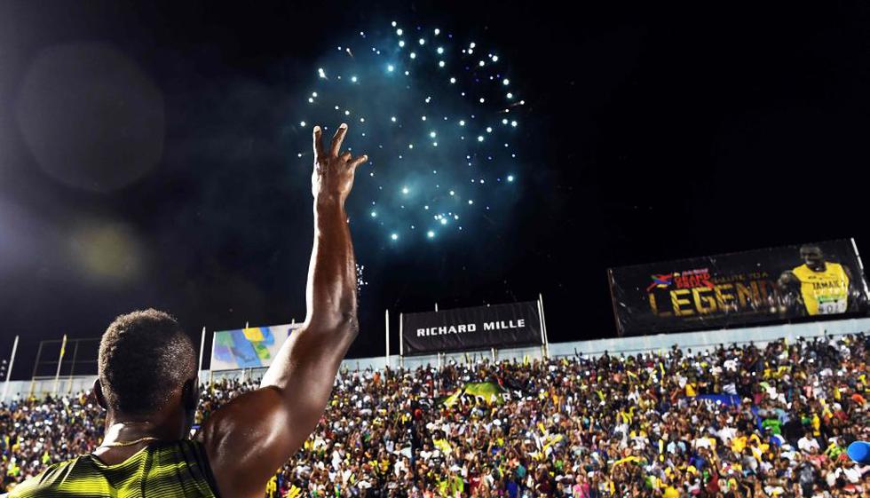 Usain Bolt protagonizó la noche del pasado sábado su última carrera en Jamaica. (AFP)