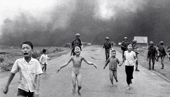La niña del napalm es la icónica fotografía de Nick Ut, fotógrafo vietnamita que graficó la guerra de Vietnam. (Foto: Nick Ut)