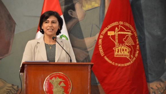 Sylvia Cáceres participó en el acto conmemorativo por el 60 aniversario de la (FTCCP), en lo que constituyó la primera presentación pública de la ministra. (Foto: MTPE)