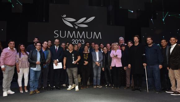 Ganadores de los Premios Summum (Foto: Javier Zapata / P21).