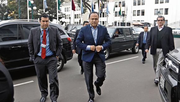 Odebrecht: Fiscalía complica situación de ex ministro Mariano González. (USI)