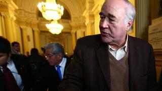 García Belaunde: ‘Gana Perú nos quiere imponer a Fredy Otárola’