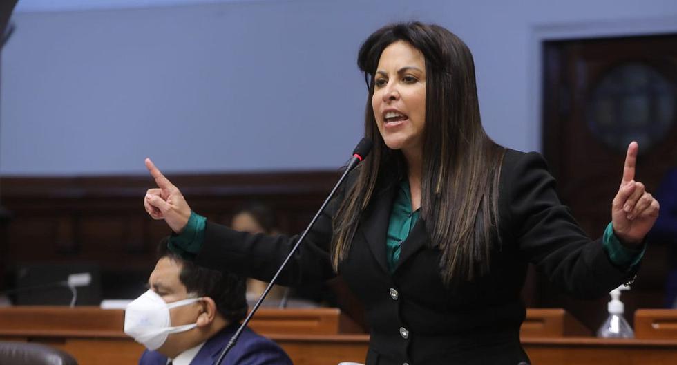 Freddy Díaz Patricia Chirinos Presenta Denuncia Constitucional Contra Congresista Acusado De 
