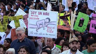 Bolivia: Un 74% está en contra de las bodas gays y 67% se opone al aborto