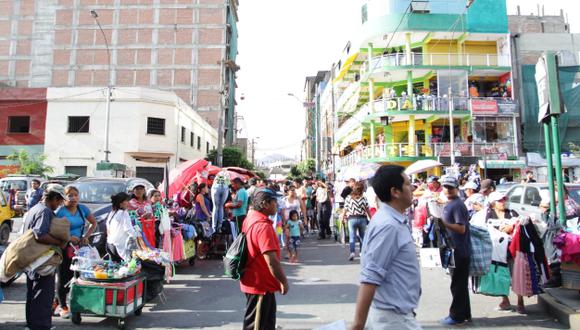 90 mil efectivos resguardarán la capital en estas fiestas. (Perú21)
