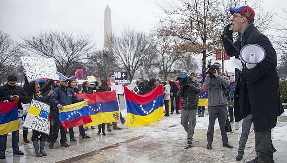 Se realizaron portestas en Washington, donde se reunía la OEA. (AFP)