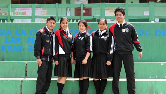 Jóvenes peruanos se sienten ciudadanos del mundo y consideran la educación un factor para lograr el éxito.