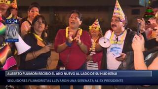 Mariachis le cantaron a Alberto Fujimorien la clínica Centenario [VIDEO]
