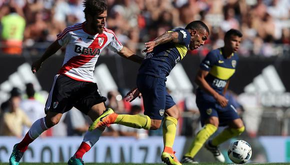 Carlos Tévez vuelve a enfrentar a River Plate como referente de Boca Juniors. (REUTERS)