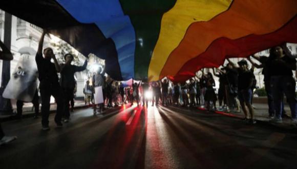 Esta tarde se realizó una marcha en Lima para respaldar decreto legislativo que protege a comunidad LGBT. (Foto: Renzo Salazar)