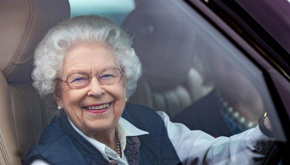 Isabel II es la única persona en el Reino Unido que puede desconocer las leyes de tránsito sin ser multada. (Foto: Max Mumby/Indigo/Getty Images)