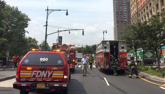 El Departamento de Bomberos de Nueva York aún se encuentra desplegado en la zona. (Foto: Twitter/@FDNY)