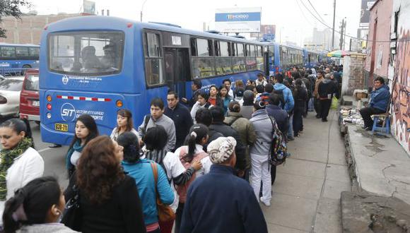 Desde este lunes comienza a operar el servicio 302 del Corredor Azul. (Perú21)