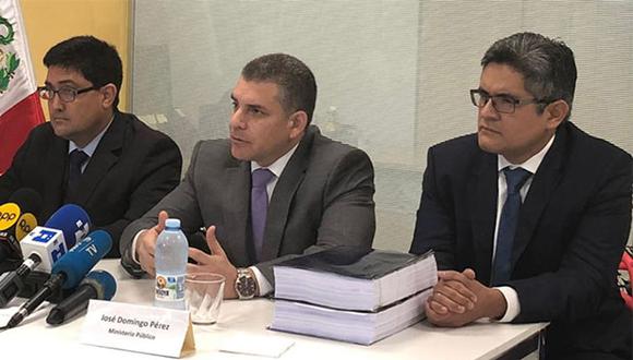 El equipo especial del caso Lava Jato del Ministerio Público, representado por el fiscal José Domingo Pérez y el fiscal superior Rafael Vela, suscribió el acuerdo con Odebrecht. (Foto: GEC / Video: TV Perú)