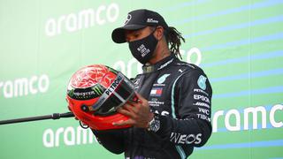Lewis Hamilton recibió el casco de Michael Schumacher luego de igualar su record en F1 [FOTO]