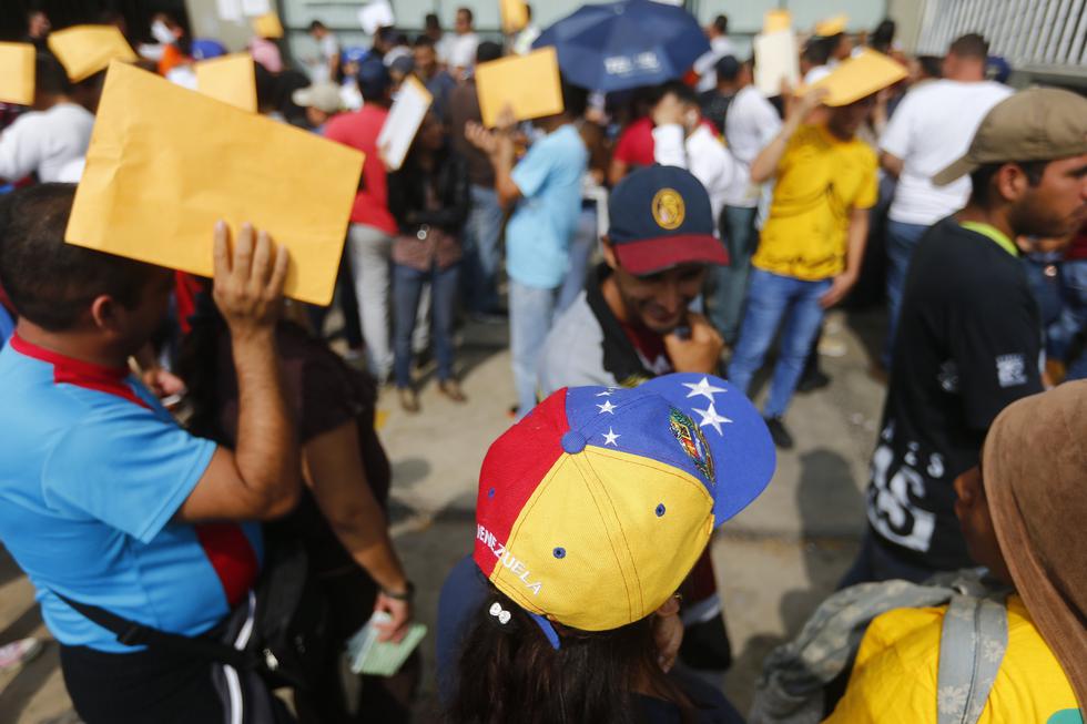 Venezolanos en Migraciones (Luis Centurión/Perú21)
